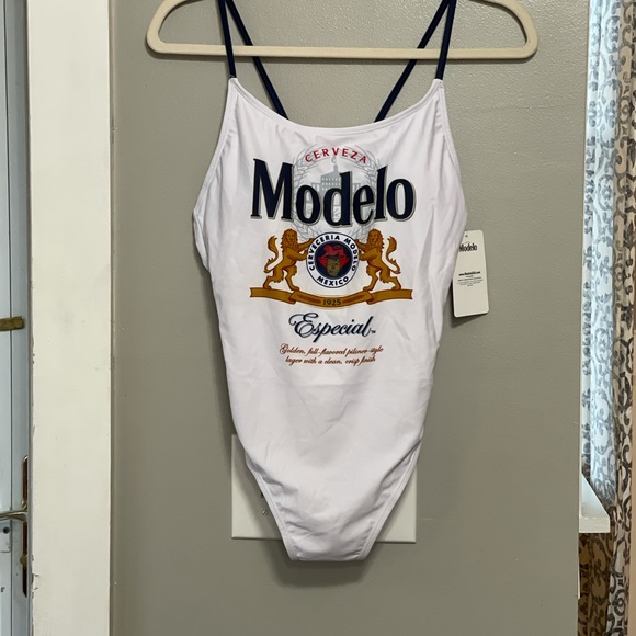 Juniors' UNDERCURRENT Modelo Strappy-Back One-Piece Swimsuit NWT - Picture 2 of 7